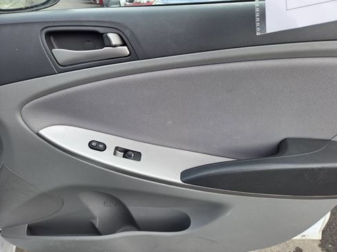 Used 2017 Hyundai Accent SE image 13