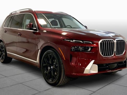 Used 2026 BMW X7 xDrive40i w/ Premium Package AWD/4WD image 2