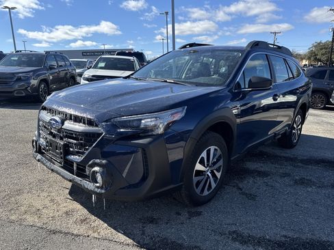 Used 2025 Subaru Outback 2.5i image 7