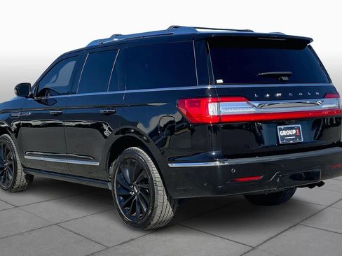 Used 2021 Lincoln Navigator Reserve image 12