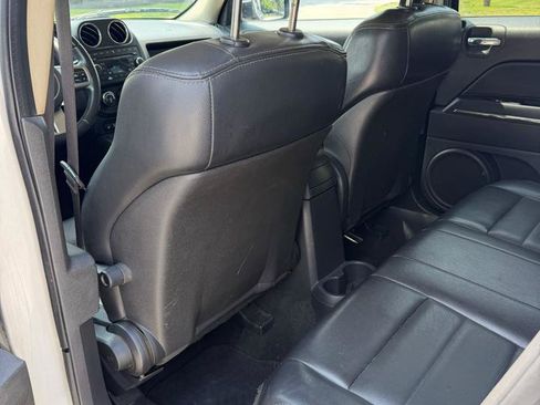 Used 2011 Jeep Patriot Latitude AWD/4WD image 11