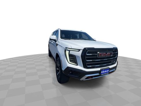 Used 2025 GMC Yukon XL AT4 w/ AT4 Premium Package AWD/4WD image 2