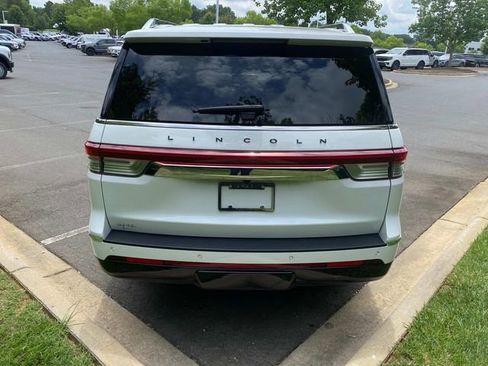 Certified 2024 Lincoln Navigator Black Label AWD/4WD image 32