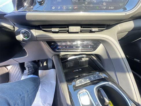 Used 2023 Buick Envision Avenir image 19