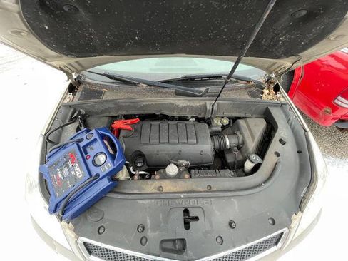 Used 2010 Chevrolet Traverse LT w/ Personal Connectivity Package image 35