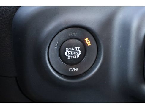 Used 2021 Jeep Wrangler Unlimited Rubicon AWD/4WD image 9