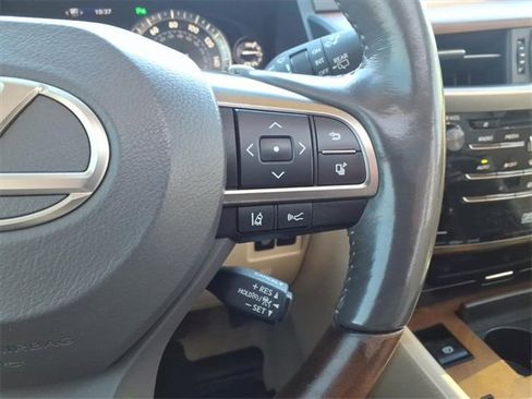 Used 2019 Lexus LX 570 4WD image 24