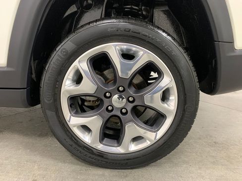 Used 2019 Jeep Compass Limited image 23