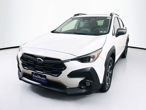 Used 2024 Subaru Crosstrek 2.0i Premium image 4