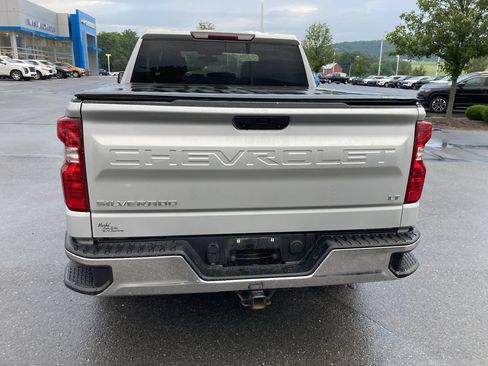 Used 2020 Chevrolet Silverado 1500 LT w/ Fleet Comfort Package AWD/4WD image 6