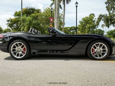 Used 2005 Dodge Viper SRT-10 RWD image 9