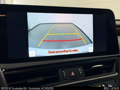Used 2025 Lexus ES 300h w/ Premium Package FWD image 25