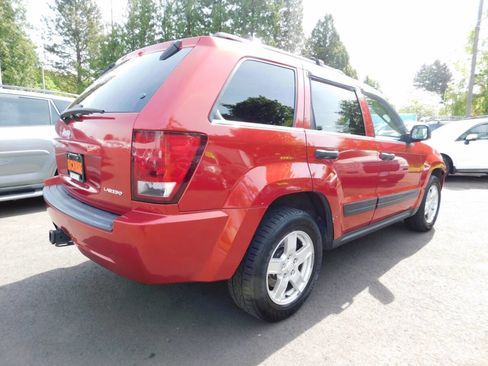 Used 2006 Jeep Grand Cherokee Laredo w/ Trailer Tow Group IV RWD image 2
