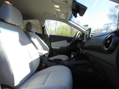 Used 2023 Hyundai Kona SEL FWD image 13