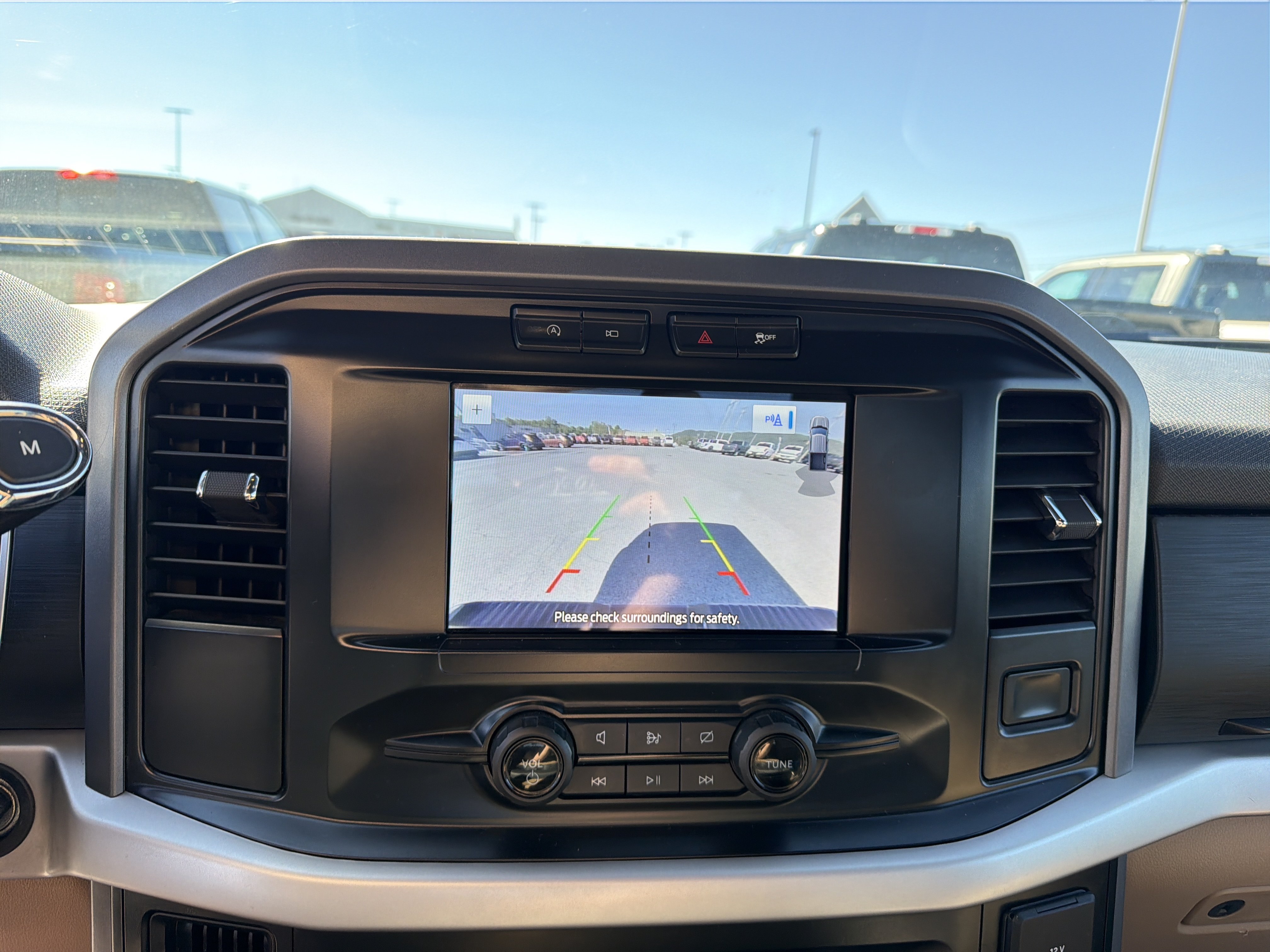 Used 2023 Ford F150 XLT AWD/4WD image 25