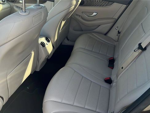 Used 2018 Mercedes-Benz GLC 300 image 19