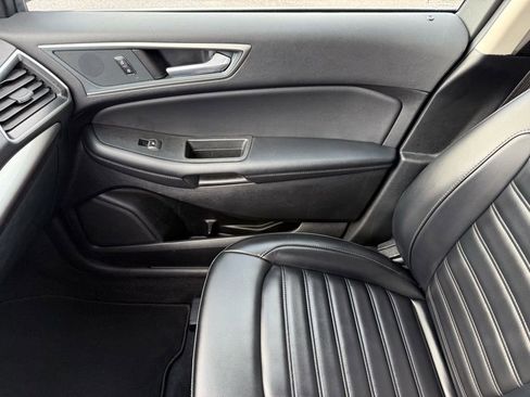 Used 2024 Ford Edge SEL image 30