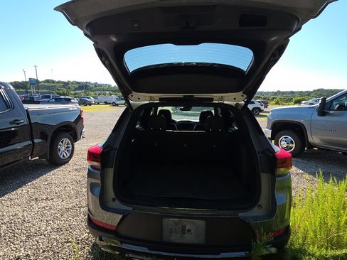 Used 2023 Chevrolet TrailBlazer ACTIV w/ Sun and Liftgate Package FWD image 14