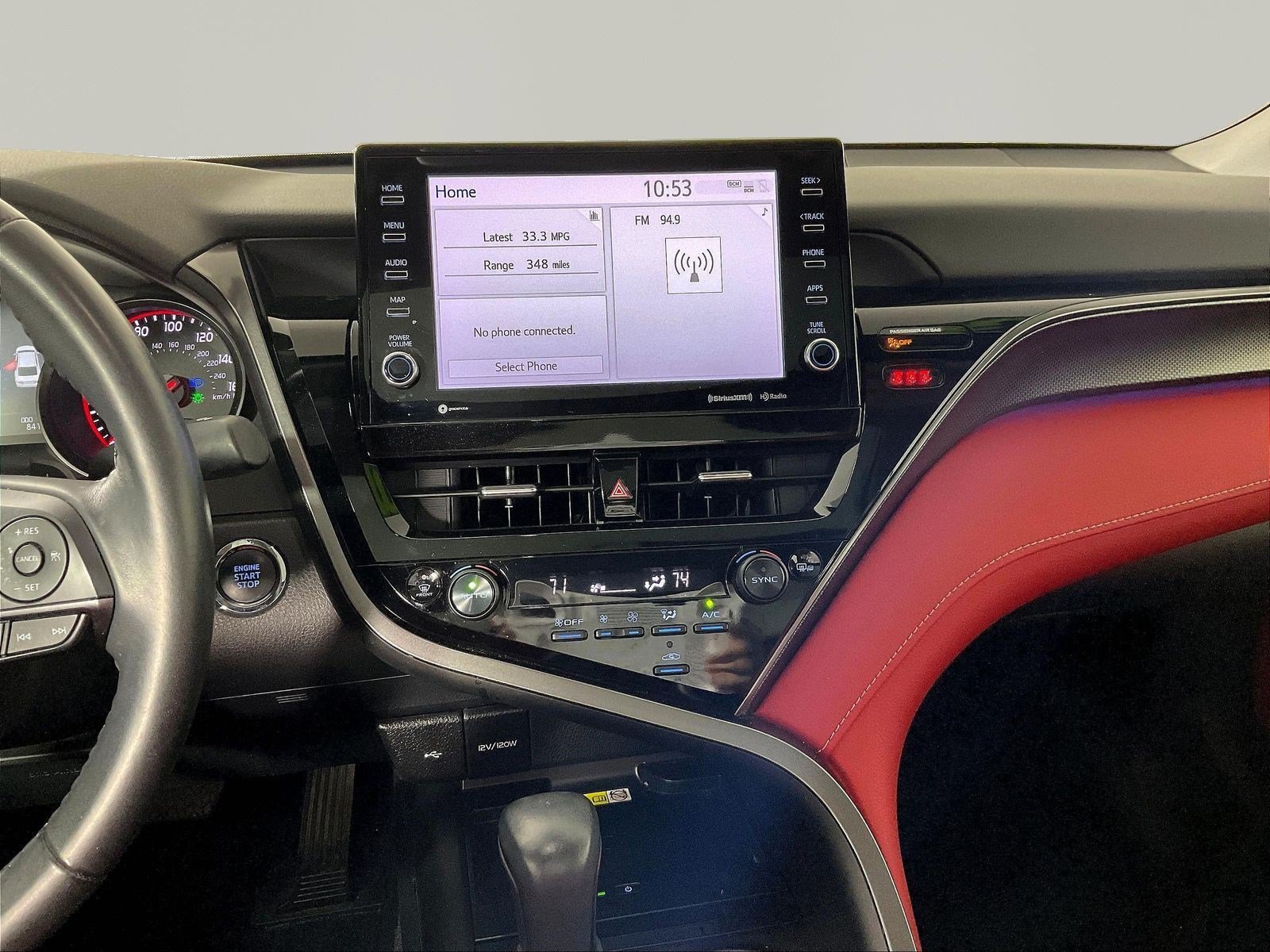 Used 2023 Toyota Camry XSE FWD image 9