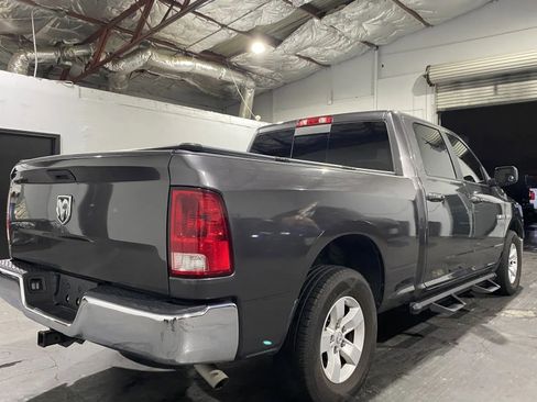 Used 2020 RAM 1500 Classic SLT image 4