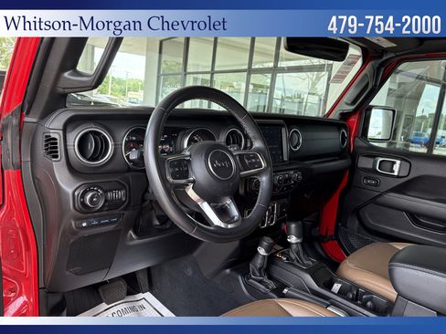 Used 2022 Jeep Wrangler Unlimited Sahara AWD/4WD image 10