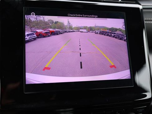 Used 2025 Jeep Grand Cherokee Altitude AWD/4WD image 33
