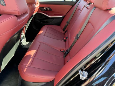 New 2026 BMW 330i Sedan w/ M Sport Package image 27