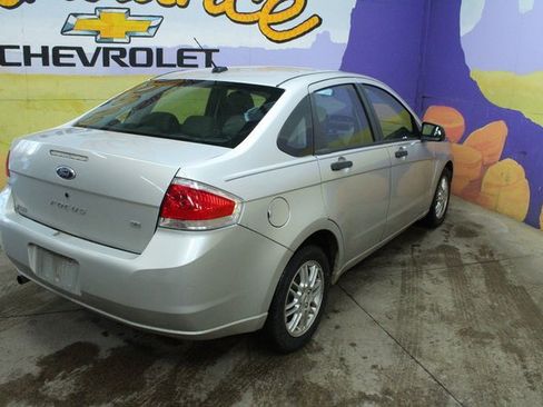 Used 2009 Ford Focus SE image 6