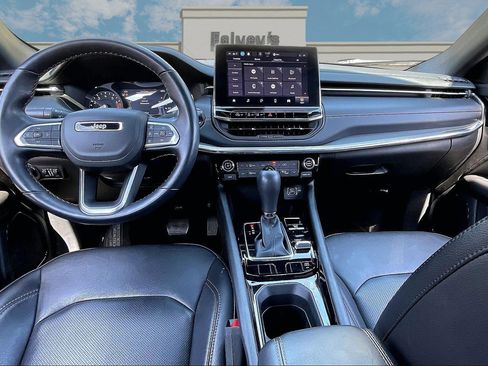 Used 2022 Jeep Compass Limited image 15