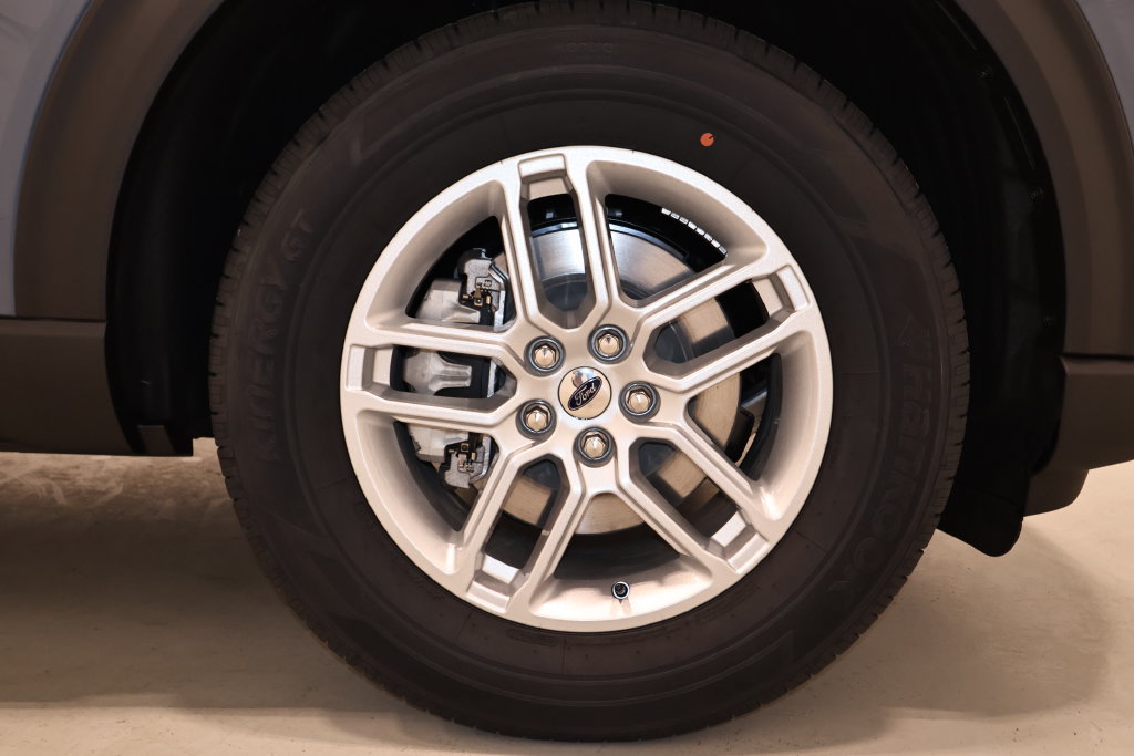 New 2027 Ford Explorer Active AWD/4WD image 33