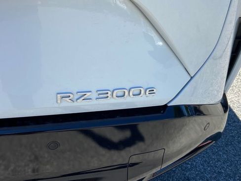 Certified 2024 Lexus RZ 300e Premium w/ Accessory Package (Z1) FWD image 33