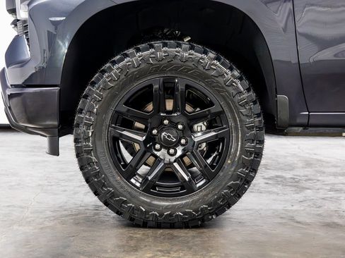 Used 2023 Chevrolet Silverado 1500 RST AWD/4WD image 11