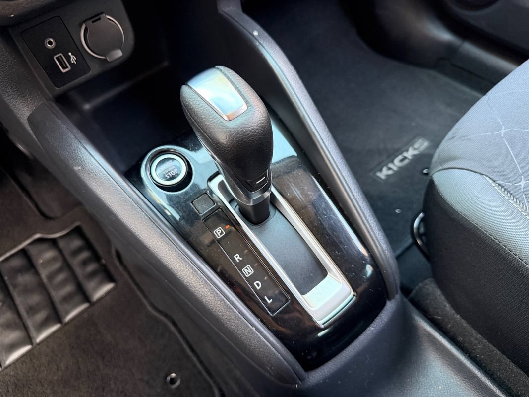 Used 2020 Nissan Kicks S FWD image 36