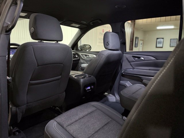 Used 2024 Chevrolet Traverse LT FWD image 10