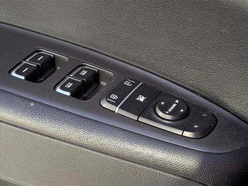 Used 2019 Kia Optima S image 4