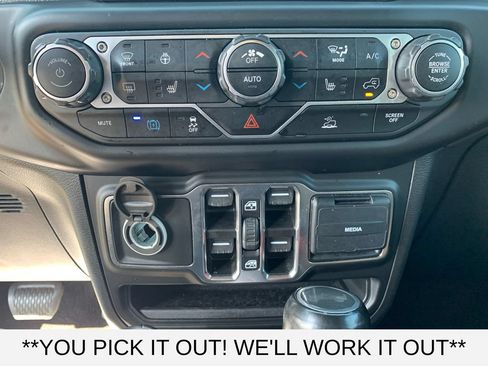 Used 2021 Jeep Wrangler Unlimited Sahara w/ Cold Weather Group AWD/4WD image 20