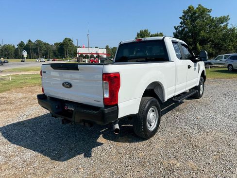 Used 2019 Ford F250 XL w/ Power Equipment Group AWD/4WD image 3