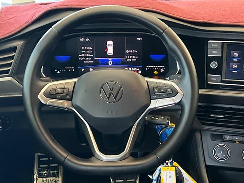 Used 2024 Volkswagen Jetta Sport FWD image 13