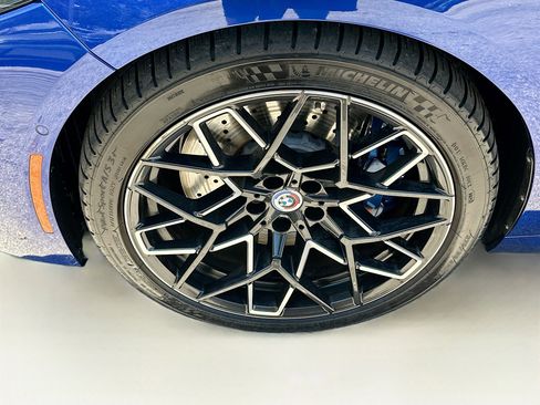 Used 2023 BMW M8 Competition w/ M Carbon Exterior Package AWD/4WD image 33