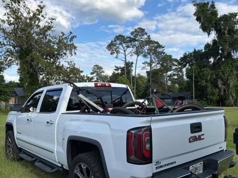 Used 2018 GMC Sierra 1500 SLT AWD/4WD image 4