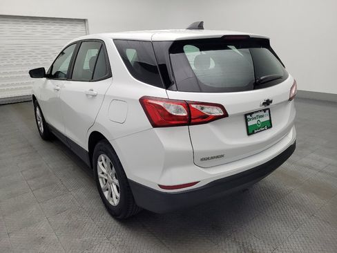 Used 2020 Chevrolet Equinox LS image 5