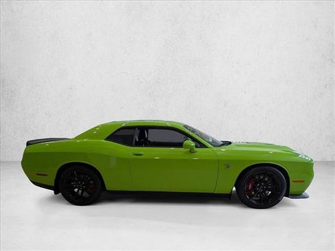 Used 2023 Dodge Challenger SRT Hellcat w/ Driver Convenience Group RWD image 4