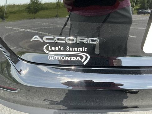 Used 2024 Honda Accord Sport image 6