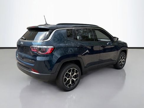 New 2026 Jeep Compass Limited AWD/4WD image 6