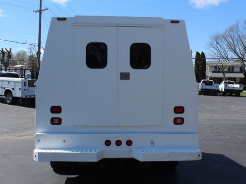 Used 2015 Ford F450 XL w/ Power Equipment Group AWD/4WD image 5