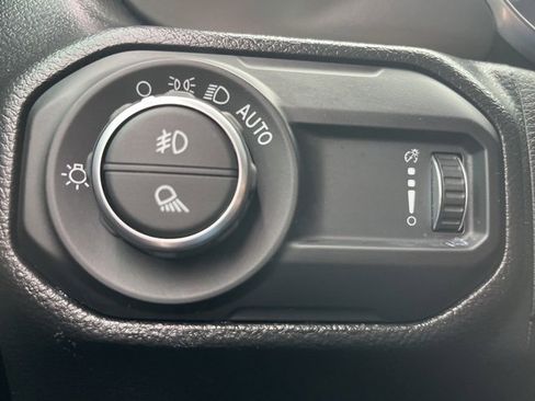 Used 2023 Jeep Gladiator Willys image 26