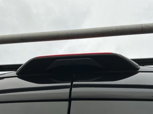 Used 2022 Ford Transit 350 XLT image 7