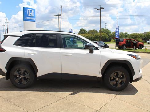 Used 2026 Toyota RAV4 LE FWD image 4