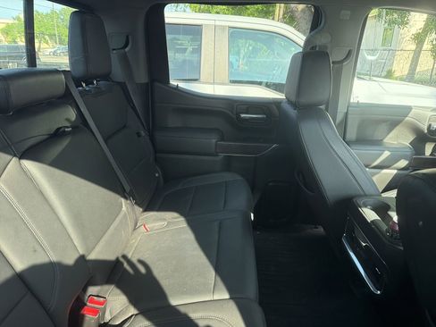 Used 2022 GMC Sierra 1500 SLT w/ SLT Premium Package image 11