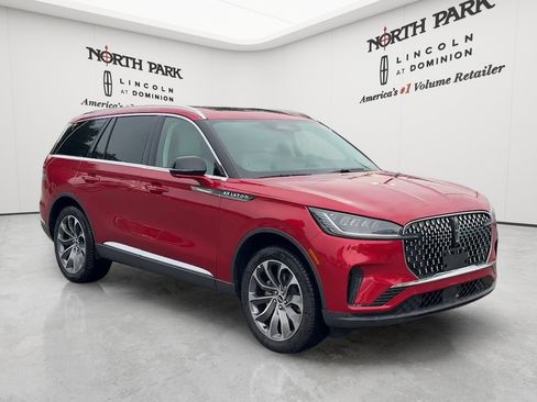 New 2026 Lincoln Aviator AWD image 7